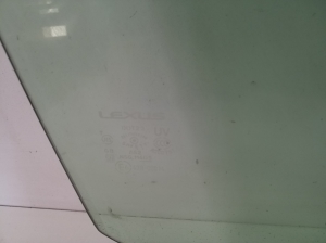 LEXUS CT 200h ZWA10 (2010–2017) Esiukse klaas 6810176010 - 2