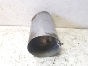 AUDI A4 B9 (2015–2026) Summuti otsik 8W0253825C - 4
