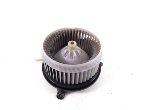 Salona sildītāja motors - 8710376030