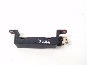 LEXUS CT 200h ZWA10 (2010–2017) Antenna 8999730070 - 3