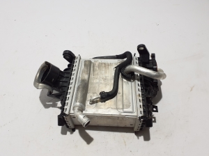 Vahejahuti radiaator - A6540906801