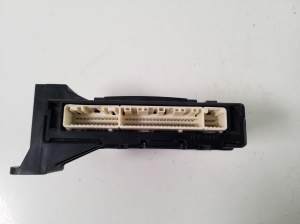 LEXUS CT 200h ZWA10 (2010–2017) Control unit 8865076320 - 3