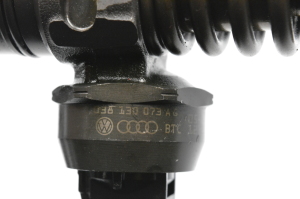 Volkswagen Jetta (2005–2011) Injektor Einspritzdüse 038130073AG - 2