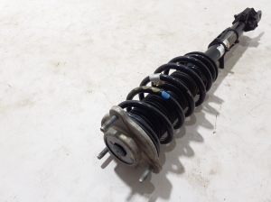 Mercedes Benz E-Class W214 (2023–2026) Eesmine amortisaator A2143203700 - 3