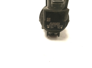 Mazda 6 (2012–2026) Front windshield washer pump 8603109210 - 2