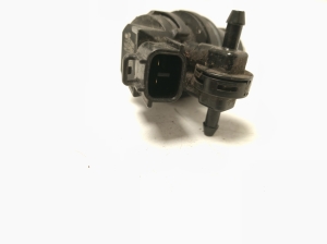 Mazda 6 (2012–2026) Front windshield washer pump 8603109210 - 3