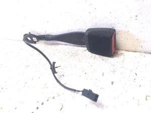 AUDI A4 B9 (2015–2026) Sicherheitsgurtschloss vorne 8W0857755 - 4