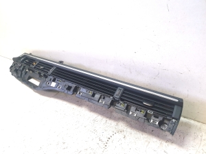 AUDI A4 B9 (2015–2026) Dashboard air vent grilles 8W1820902E - 6