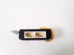 LEXUS CT 200h ZWA10 (2010–2017) Control unit 8943076020 - 2