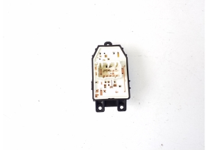 Hyundai Santa Fe (2012–2018) Mirror control switch 935732W200 - 2