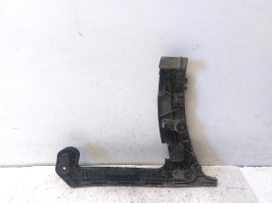 AUDI A4 B9 (2015–2026) Support de pare-chocs arrière 8W9807454 - 3