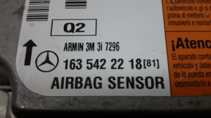 Mercedes Benz ML-Class 163 (1998–2005) Airbag module A1635422218 - 2