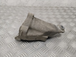 Motorhalter - A6512233504