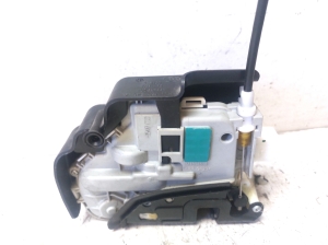 AUDI A4 B9 (2015–2026) Serrure de porte avant 8W1837349A - 5