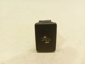 TOYOTA Yaris (2011–2020) Other switch 15D123 - 2
