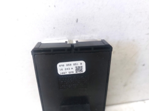 AUDI A4 B9 (2015–2026) Front door glass switch 4M0959851B - 5