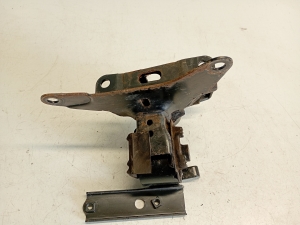 TOYOTA Yaris (2011–2020) Gearbox mount 123720M120 - 3