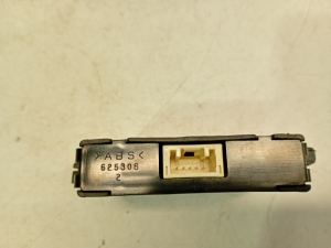 TOYOTA Yaris (2011–2020) Immobilizer unit 625375000 - 3