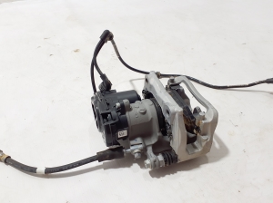 Mercedes Benz E-Class W214 (2023–2026) Tagumine pidurisadul A2064233200 - 2