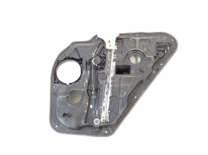 Hyundai Santa Fe (2012–2018) Aizmugurējo durvju logu pacēlājs 834702W060 - 2