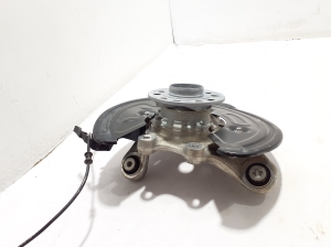 Mercedes Benz E-Class W214 (2023–2026) Tagumine rumm A2143509301 - 2