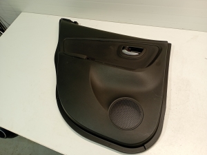   Türverkleidung hinten und ihre Teile  - 676130D560 