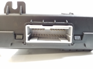 Hyundai Santa Fe (2012–2018) Mugavusmoodul 954002W750 - 3