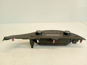 TOYOTA Yaris (2011–2020) Heater control panel 8271160640 - 5