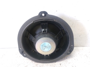 AUDI A4 B9 (2015–2026) Rear side door speaker 8W5035411A - 3