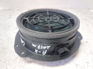 Tagumise külgukse kõlar - 8W5035411A
