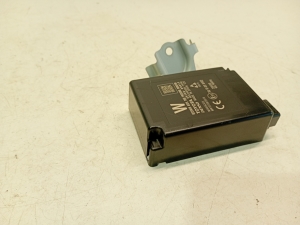 TOYOTA Yaris (2011–2020) Tire pressure control module 897600D011 - 5