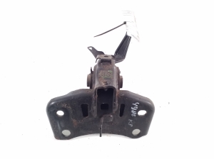 LEXUS CT 200h ZWA10 (2010–2017) Engine mount 1237237190 - 3