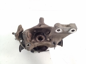 LEXUS CT 200h ZWA10 (2010–2017) Front wheel hub 4320247030 - 3