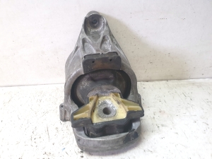 AUDI A4 B9 (2015–2026) Support moteur 8W0199372CD - 3