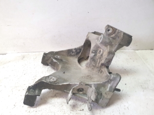 AUDI A4 B9 (2015–2026) Hilfsrahmen vorne sonstiges Teil 8W0399296E - 2