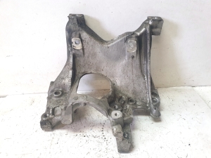 AUDI A4 B9 (2015–2026) Esimese alusraami muu osa 8W0399295E - 4
