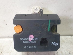 Ford Escort VI (1995–2000) Interior clock 95AB15000AC - 3