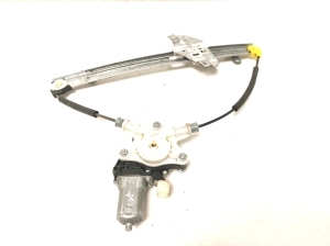 Kia Rio (2011–2017) Priekšējo durvju logu pacēlājs un tā daļas 824501W000 - 4