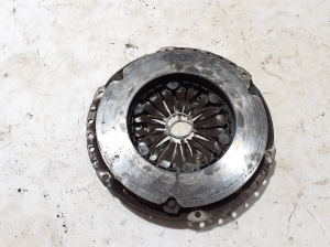 Volkswagen Amarok I (2010–2022) Siduri surveplaat 03L141025S - 3