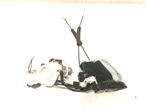 LEXUS LS (2006–2017) Rear side door lock 41240410010 - 5