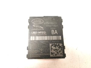 Jaguar E-pace (2017–2026) Tire pressure control module L8B214F012 - 2