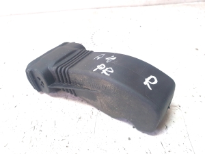 AUDI A4 B9 (2015–2026) Front door check 8W0837267 - 3