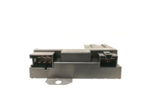 Mercedes Benz A-Class 176 (2012–2018) Fuel pump control module A0009007306 - 4