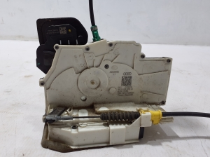 AUDI A6 C8 (2018–2025) Rear side door lock 4K0839016Q - 3