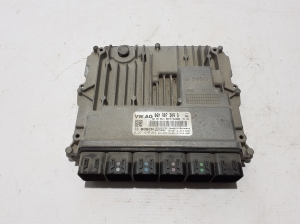   Calculateur moteur  - 06M907309G 