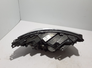 RENAULT Kangoo III (2021–2026) Scheinwerfer vorne 260608411R - 2