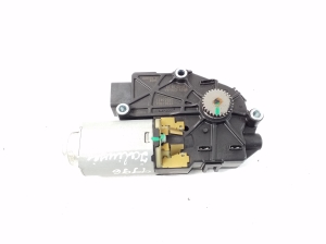 Hyundai Santa Fe (2012–2018) Schiebedachmotor 816312W500 - 2