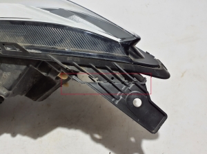 Dacia Sandero III (2021–2026) Scheinwerfer vorne 260107978R - 2