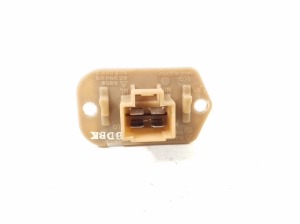 Hyundai Santa Fe (2012–2018) Gebläsewiderstand 979071U000 - 2