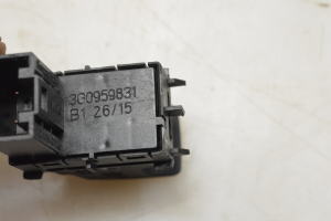 Volkswagen Passat B8 (2014–2023) Trunk opening switch 3G0959831 - 2